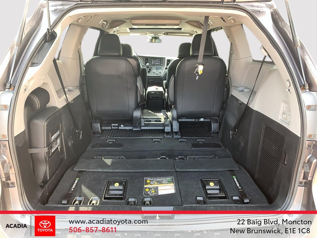 2020 Toyota Sienna SE in Moncton, New Brunswick - 7 - w1024h768px