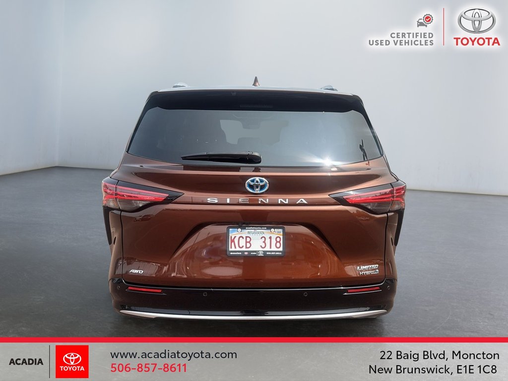 2023 Toyota Sienna Limited in Moncton, New Brunswick - 3 - w1024h768px