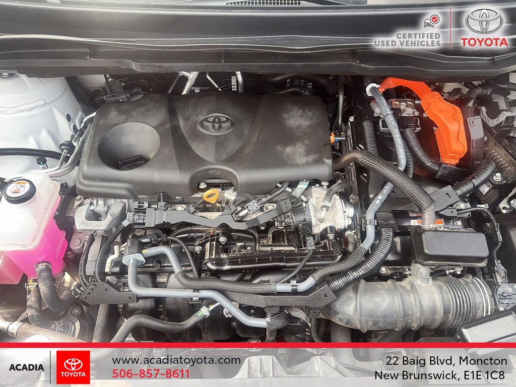 2024 Toyota Sienna LE in Moncton, New Brunswick - 8 - w1024h768px