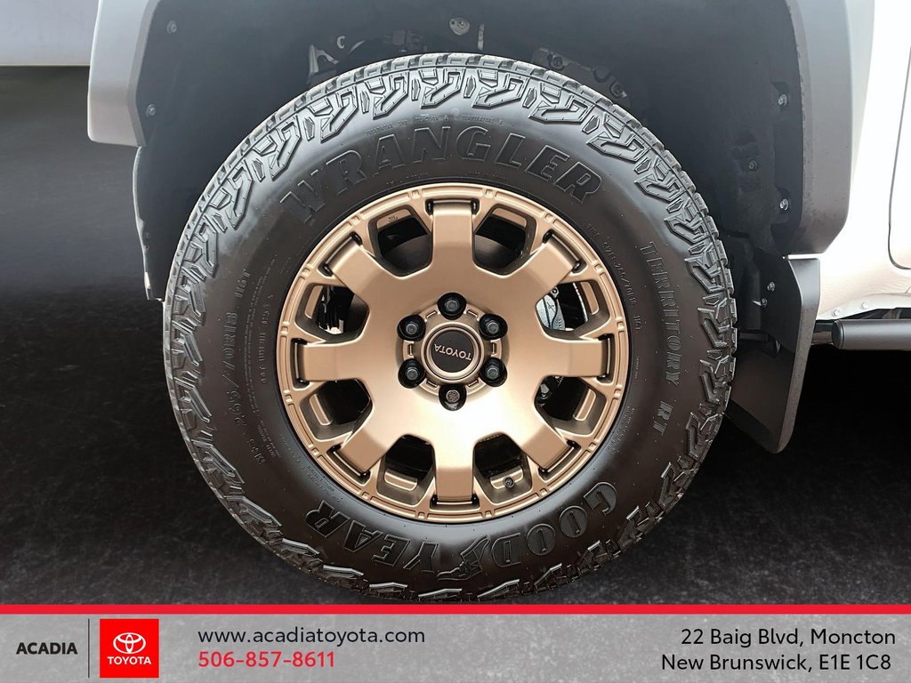 Toyota TACOMA HYBRID Trailhunter 2025 à Moncton, Nouveau-Brunswick - 8 - w1024h768px