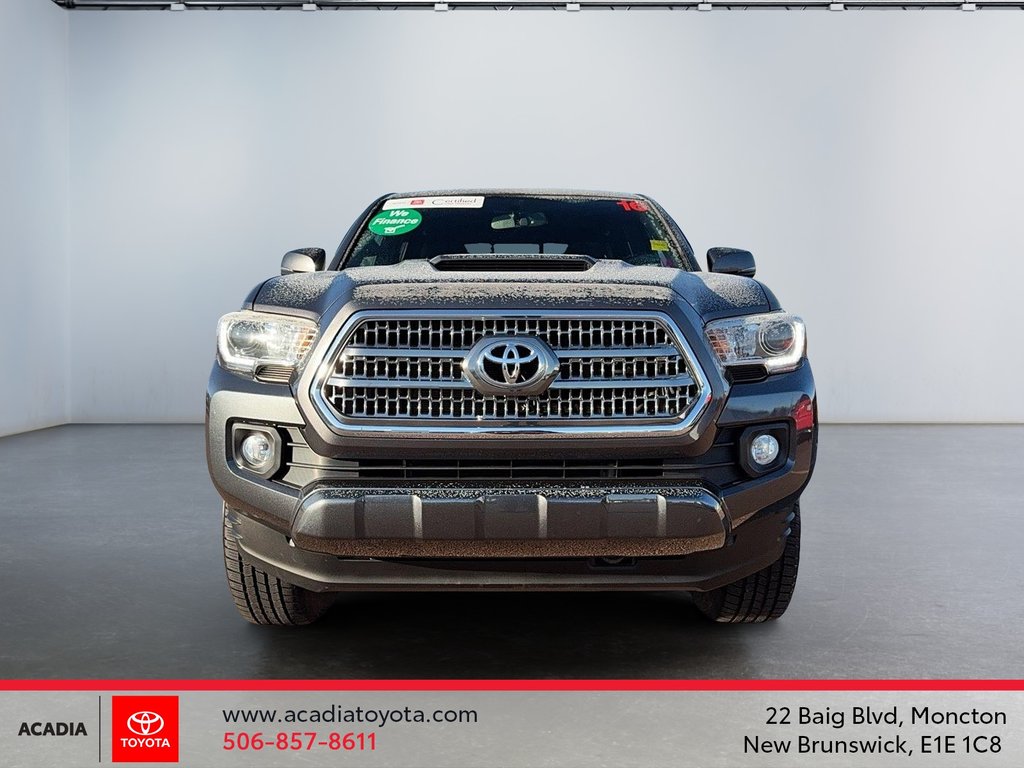 2016 Toyota Tacoma SR5 in Moncton, New Brunswick - 2 - w1024h768px