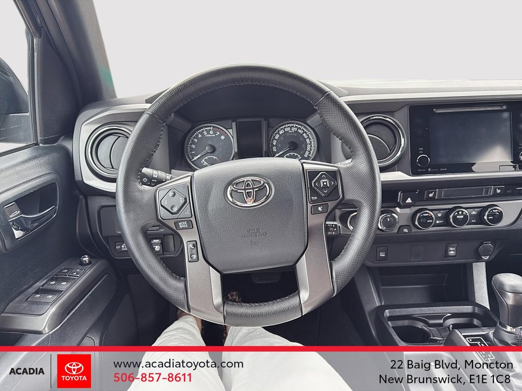2017 Toyota Tacoma SR5 in Moncton, New Brunswick - 10 - w1024h768px