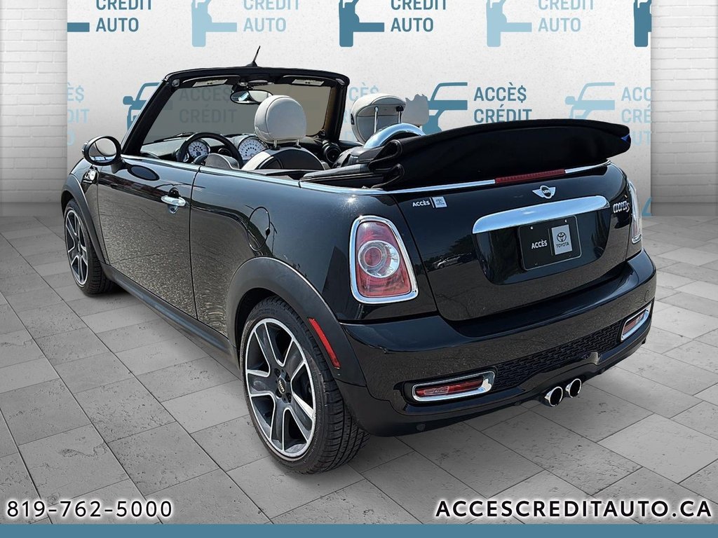 2011 MINI Cooper Convertible S in Rouyn-Noranda, Quebec - 4 - w1024h768px