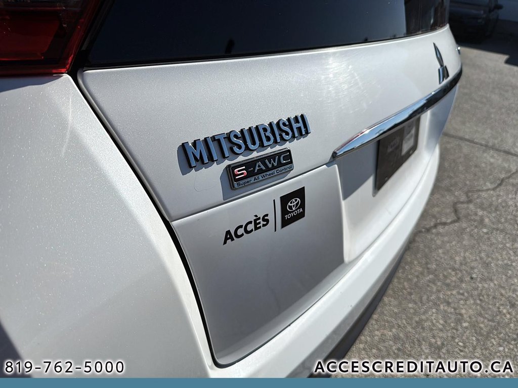 Mitsubishi ECLIPSE CROSS  2018 à Rouyn-Noranda, Québec - 16 - w1024h768px