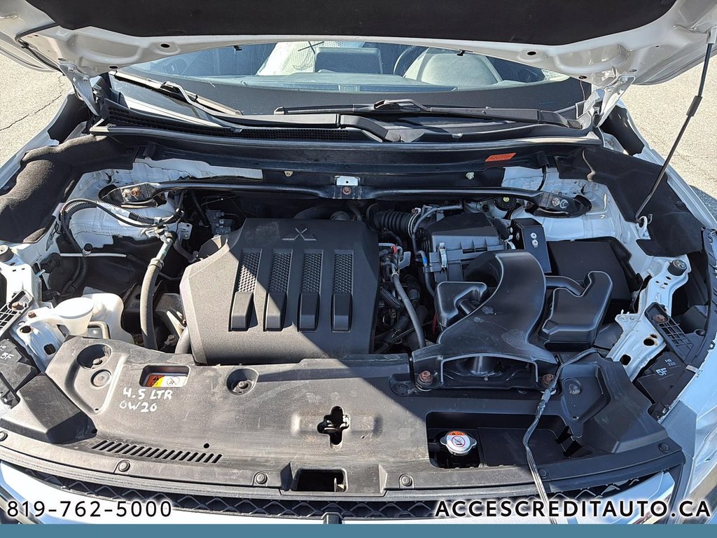 Mitsubishi ECLIPSE CROSS  2018 à Rouyn-Noranda, Québec - 8 - w1024h768px
