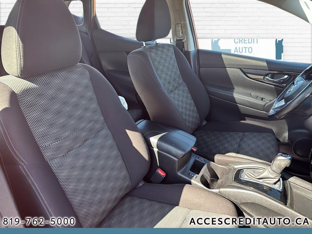 Nissan Qashqai  2020 à Rouyn-Noranda, Québec - 9 - w1024h768px