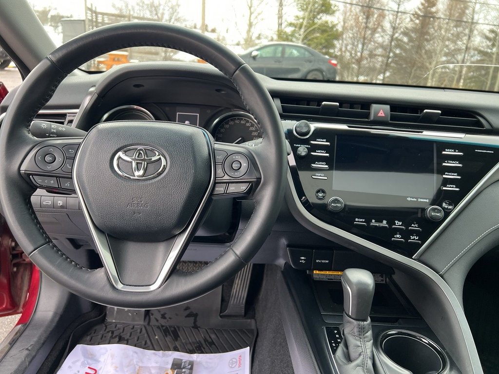 Camry Hybrid SE 2018 à Rouyn-Noranda, Québec - 10 - w1024h768px