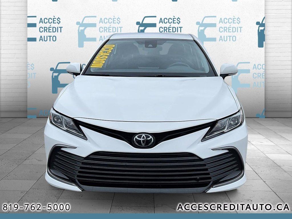 Camry LE 2022 à Rouyn-Noranda, Québec - 2 - w1024h768px