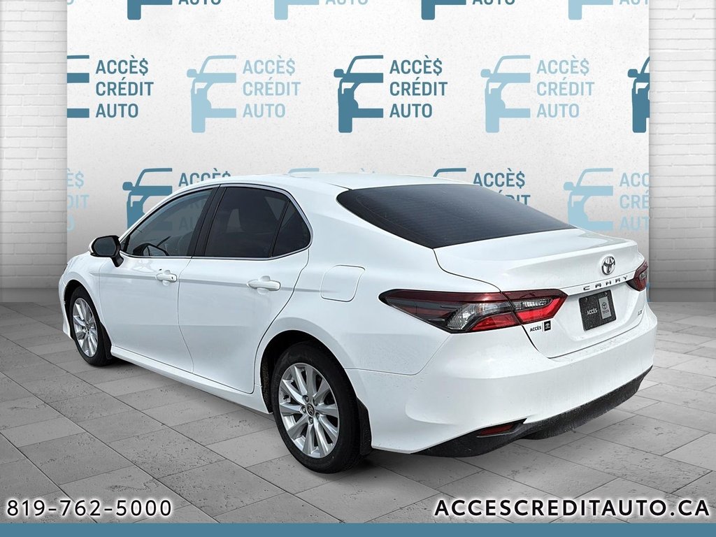 Toyota Camry LE 2022 à Rouyn-Noranda, Québec - 4 - w1024h768px