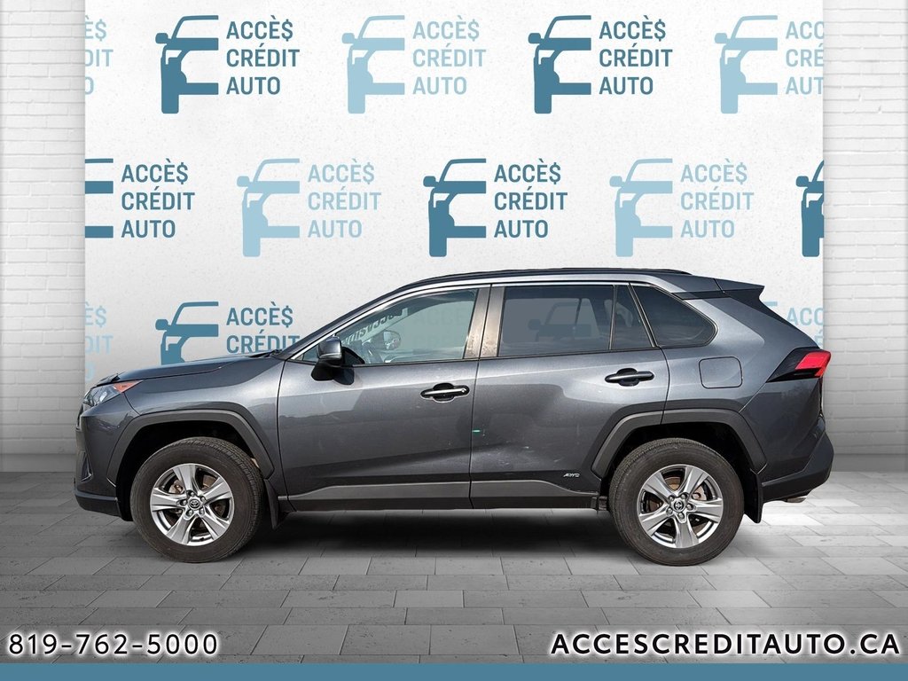 Toyota RAV4 Hybrid LE 2022 à Rouyn-Noranda, Québec - 5 - w1024h768px