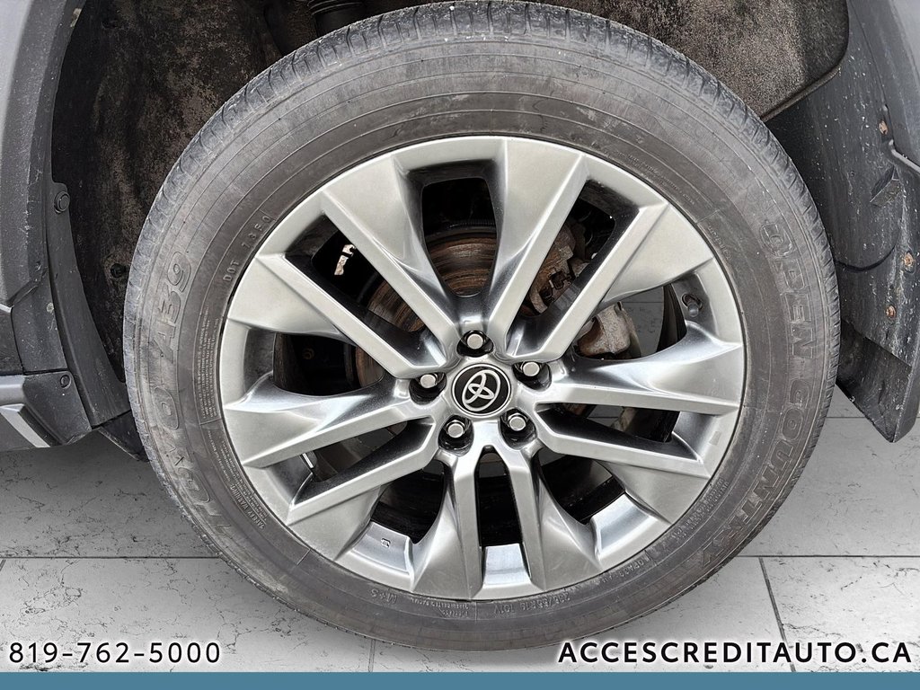 Toyota RAV4 XLE 2022 à Rouyn-Noranda, Québec - 7 - w1024h768px