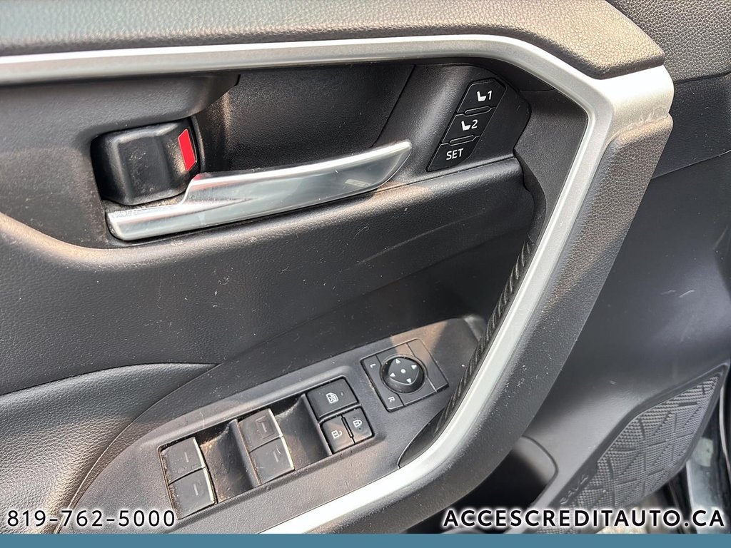 Toyota RAV4 XLE 2022 à Rouyn-Noranda, Québec - 11 - w1024h768px