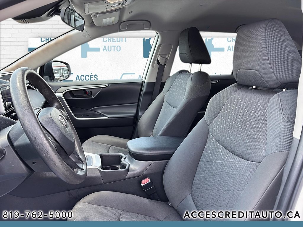 Toyota RAV4 LE 2023 à Rouyn-Noranda, Québec - 9 - w1024h768px