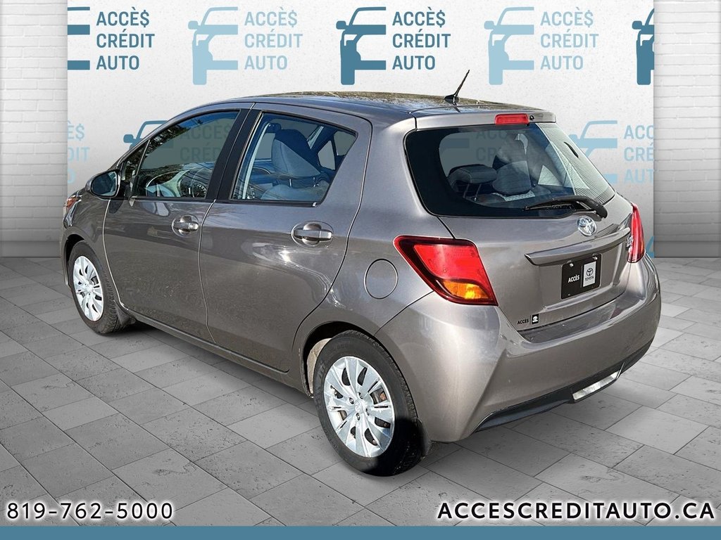 Yaris  2015 à Rouyn-Noranda, Québec - 4 - w1024h768px