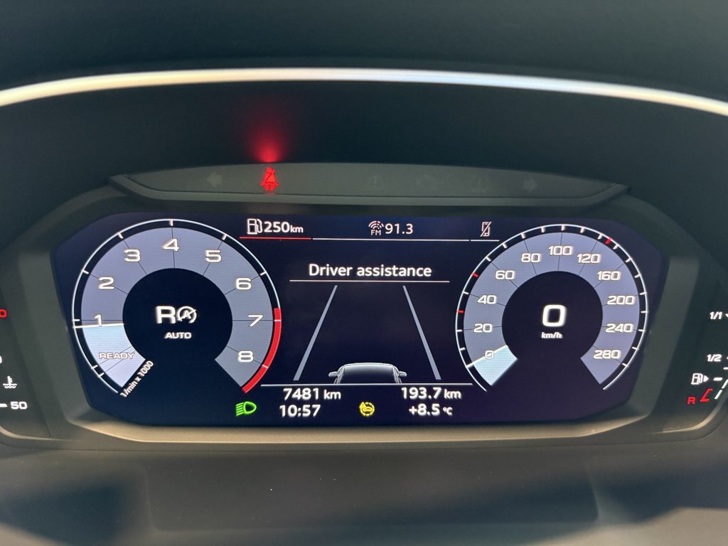 Audi Q3 Komfort 2023 à Montreal, Québec - 28 - w1024h768px