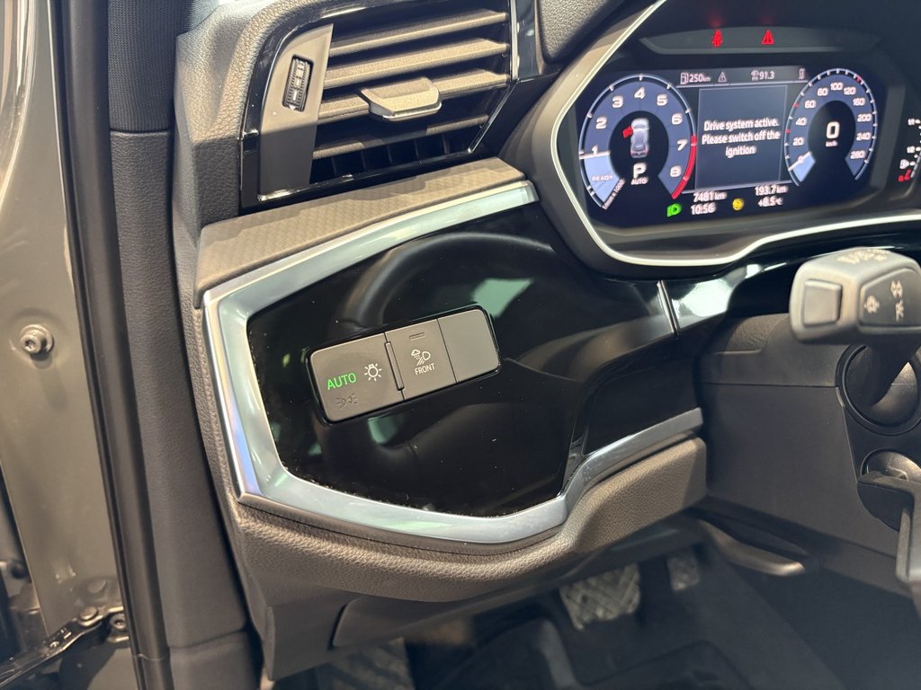 Audi Q3 Komfort 2023 à Montreal, Québec - 25 - w1024h768px