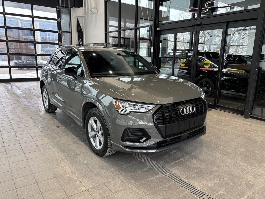 Audi Q3 Komfort 2023 à Montreal, Québec - 2 - w1024h768px
