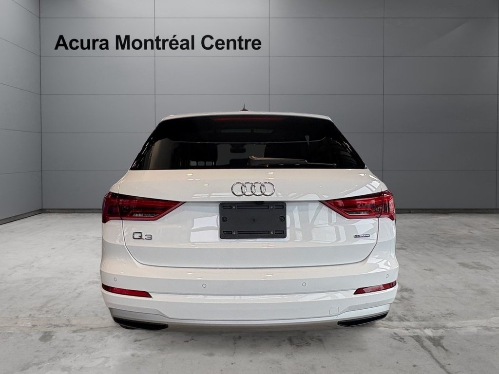 2023 Audi Q3 Progressiv in Montreal, Quebec - 4 - w1024h768px
