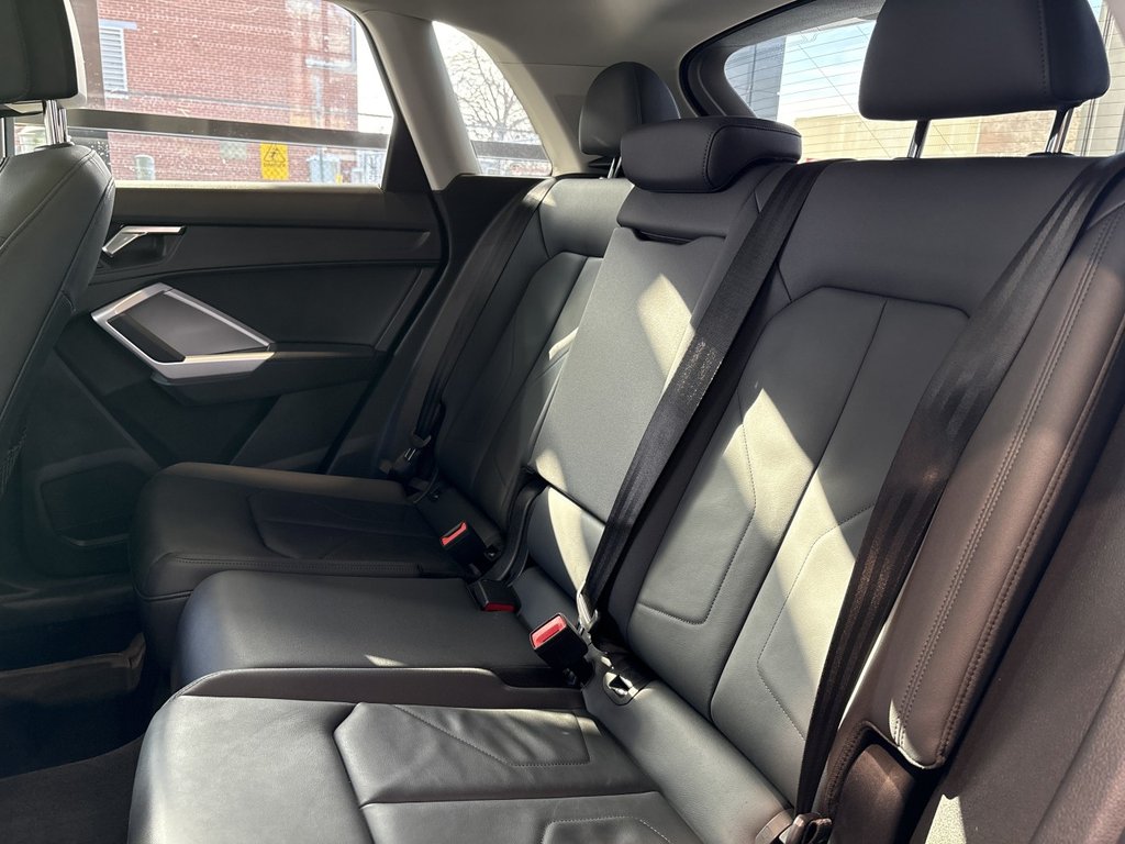 Audi Q3 Komfort 2024 à Montreal, Québec - 12 - w1024h768px