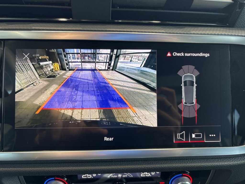 Audi Q3 Komfort 2024 à Montreal, Québec - 27 - w1024h768px