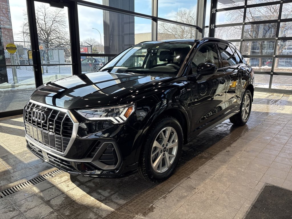 Audi Q3 Komfort 2024 à Montreal, Québec - 4 - w1024h768px