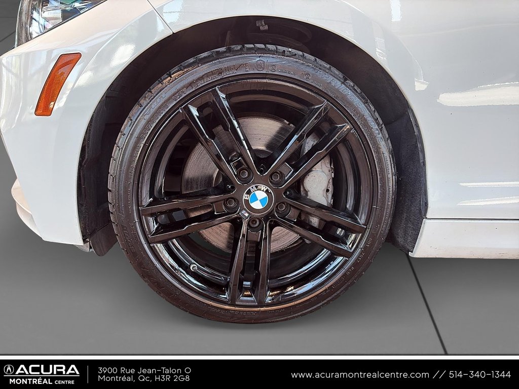 BMW 2 Series 230i xDrive 2021 à Montreal, Québec - 6 - w1024h768px