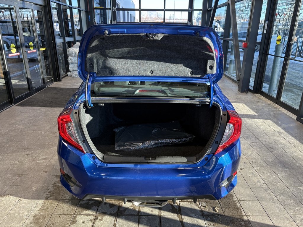 Honda Civic Sedan Sport 2020 à Montreal, Québec - 13 - w1024h768px