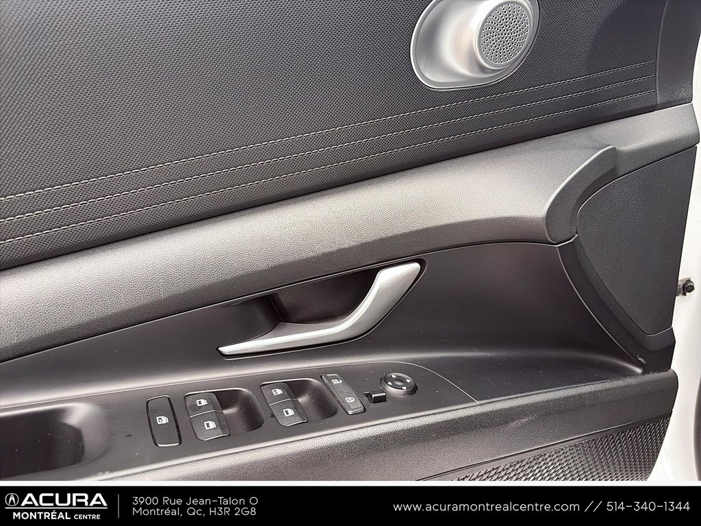 2021 Hyundai Elantra in Montreal, Quebec - 9 - w1024h768px