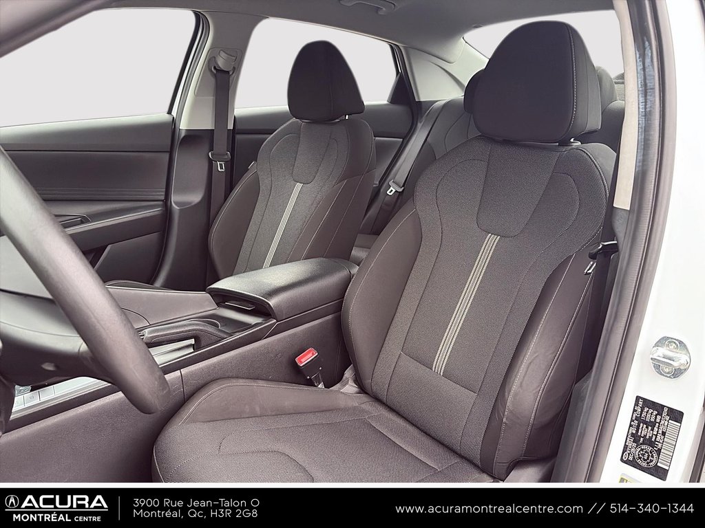 2021 Hyundai Elantra in Montreal, Quebec - 7 - w1024h768px