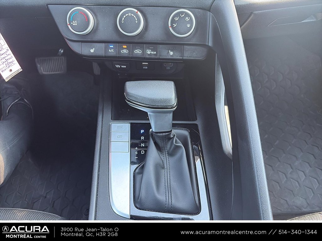 2021 Hyundai Elantra Preferred in Montreal, Quebec - 14 - w1024h768px