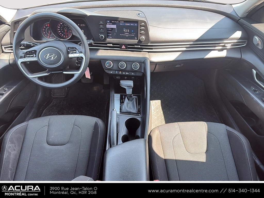 2021 Hyundai Elantra Preferred in Montreal, Quebec - 9 - w1024h768px