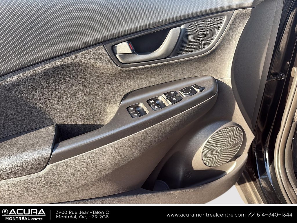 2023 Hyundai Kona Preferred in Montreal, Quebec - 9 - w1024h768px