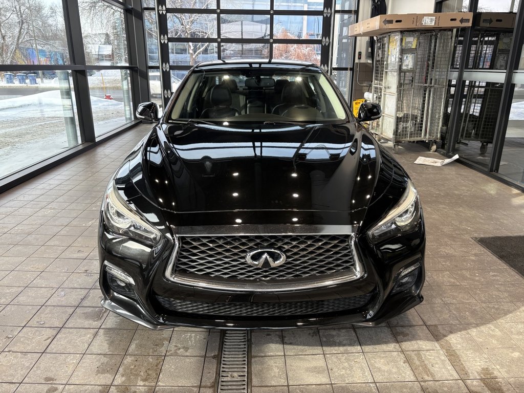 Infiniti Q50  2018 à Montreal, Québec - 3 - w1024h768px