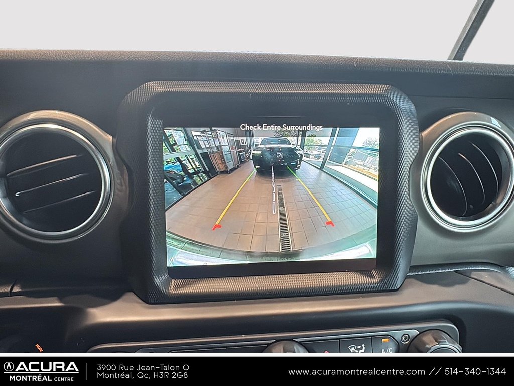 2022 Jeep Wrangler Unlimited Sahara in Montreal, Quebec - 15 - w1024h768px