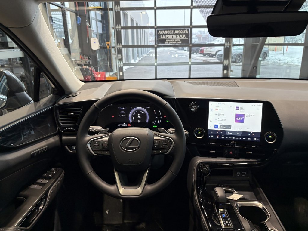 2025 Lexus NX NX 350h in Montreal, Quebec - 13 - w1024h768px