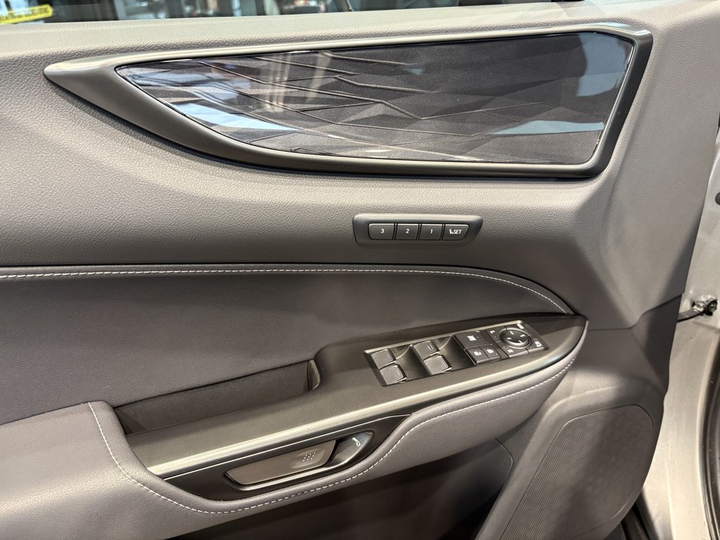 2025 Lexus NX NX 350h in Montreal, Quebec - 18 - w1024h768px