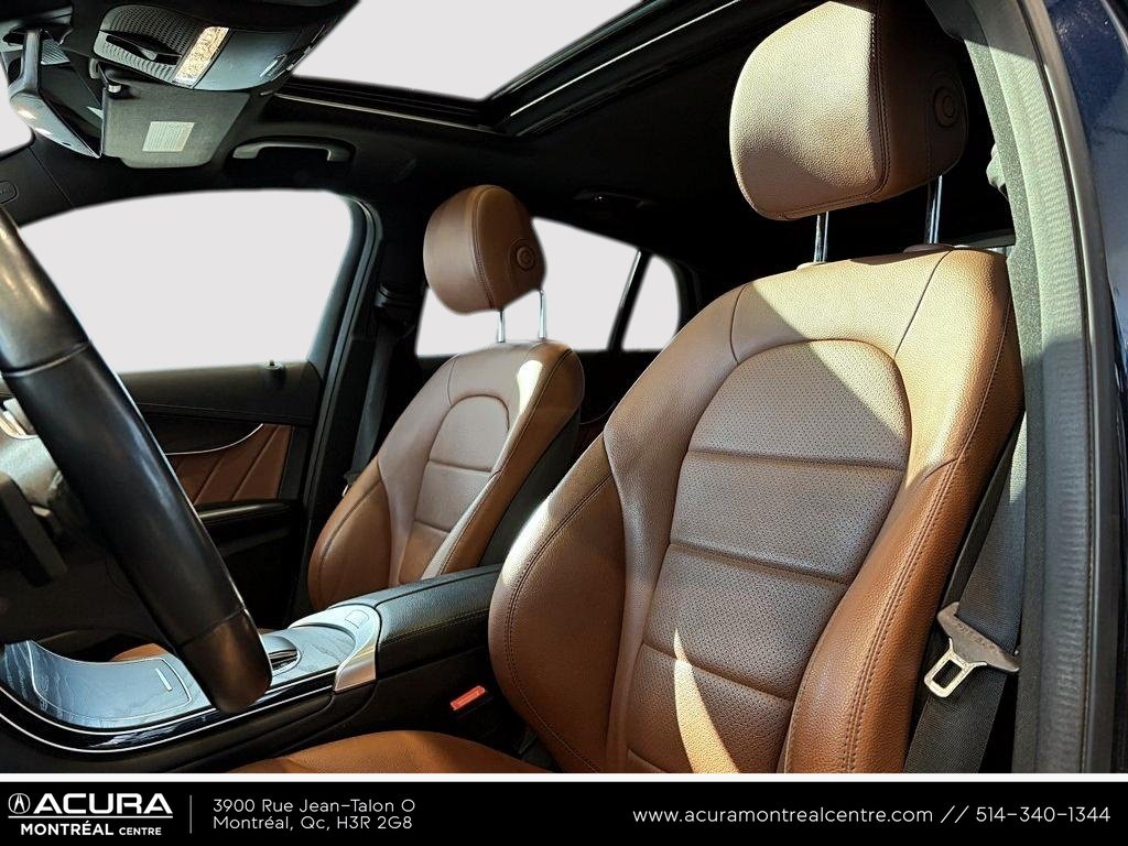 Mercedes-Benz GLC GLC 300 COUPE 2022 à Montreal, Québec - 10 - w1024h768px