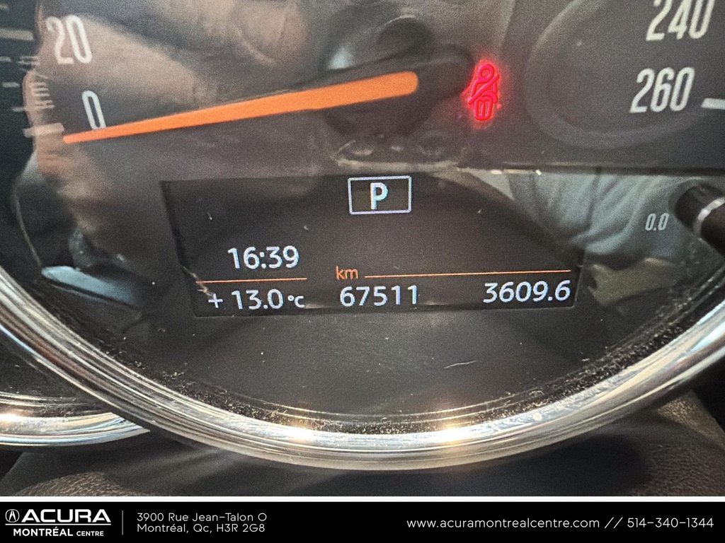 MINI 5 Door Cooper 2019 à Montreal, Québec - 12 - w1024h768px
