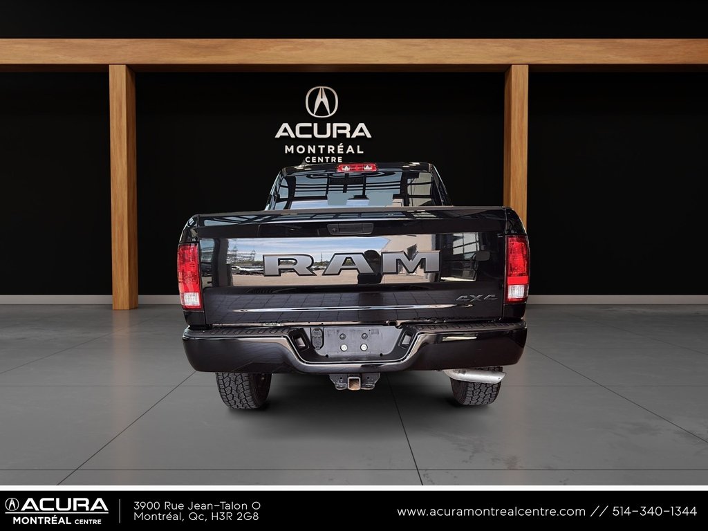 Ram 1500 Classic Express 2021 à Montreal, Québec - 3 - w1024h768px
