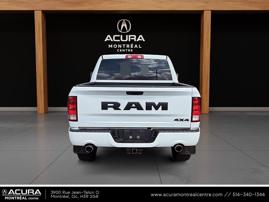 Ram 1500 Classic Express 2021 à Montreal, Québec - 3 - w1024h768px