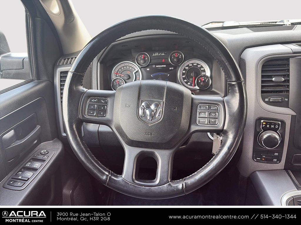 Ram 1500 Classic Express 2021 à Montreal, Québec - 10 - w1024h768px
