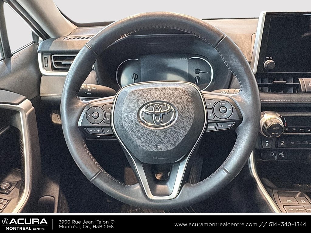 Toyota RAV4 XLE 2024 à Montreal, Québec - 10 - w1024h768px