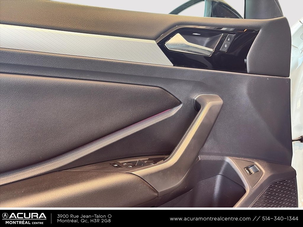 Volkswagen Jetta Highline 2019 à Montreal, Québec - 9 - w1024h768px