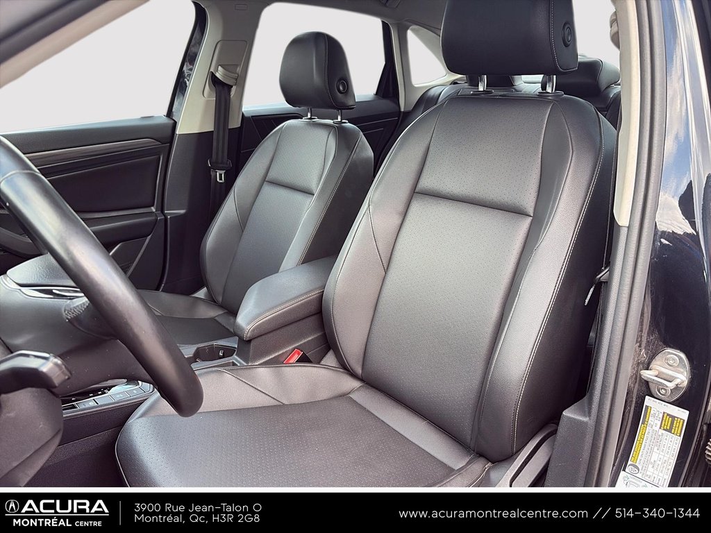 2019 Volkswagen Jetta Highline in Montreal, Quebec - 8 - w1024h768px