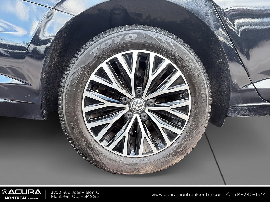 2019 Volkswagen Jetta Highline in Montreal, Quebec - 7 - w1024h768px