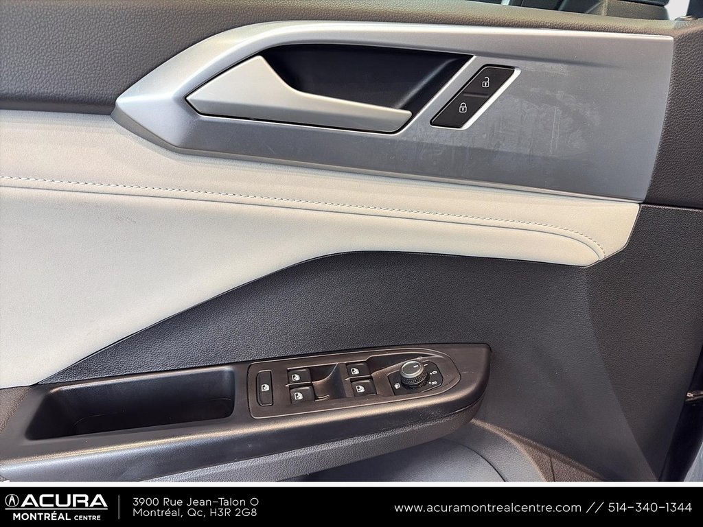 2025 Volkswagen Taos Comfortline in Montreal, Quebec - 9 - w1024h768px