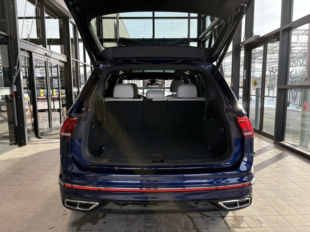Volkswagen Tiguan Highline R-Line 2022 à Montreal, Québec - 14 - w1024h768px