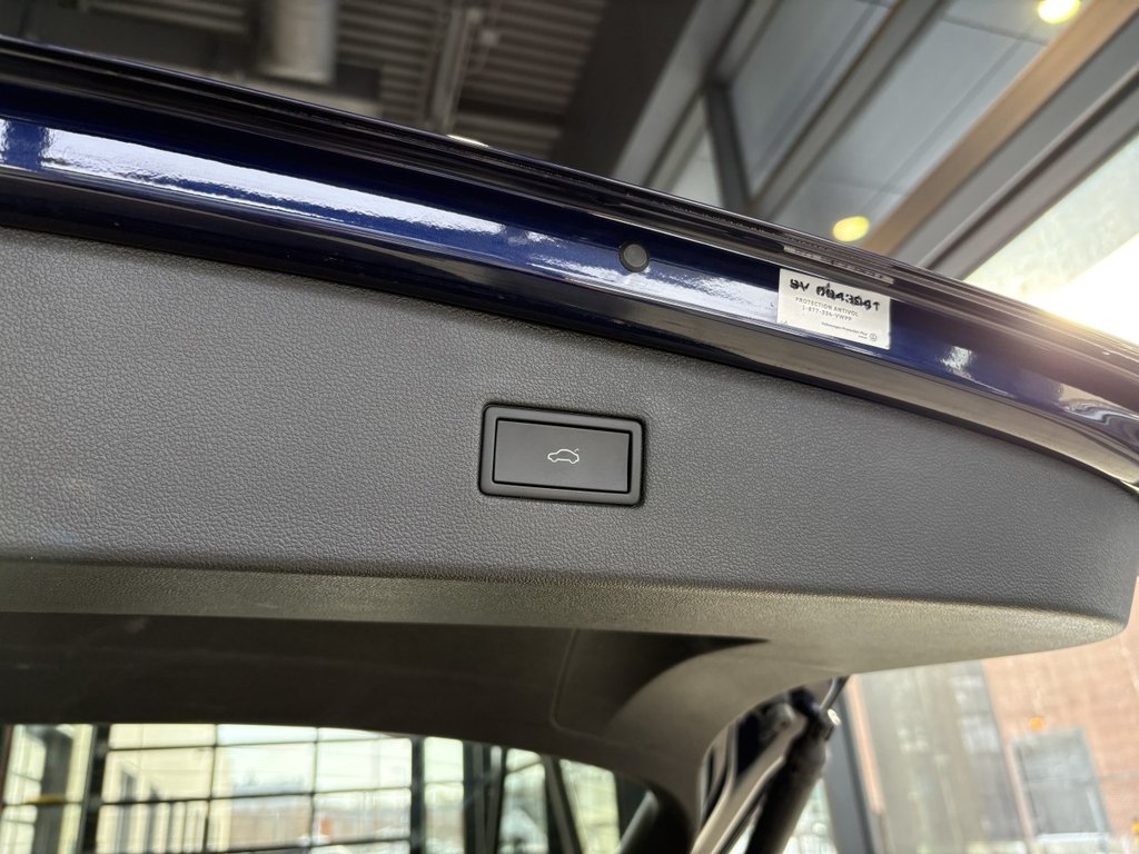 Volkswagen Tiguan Highline R-Line 2022 à Montreal, Québec - 15 - w1024h768px