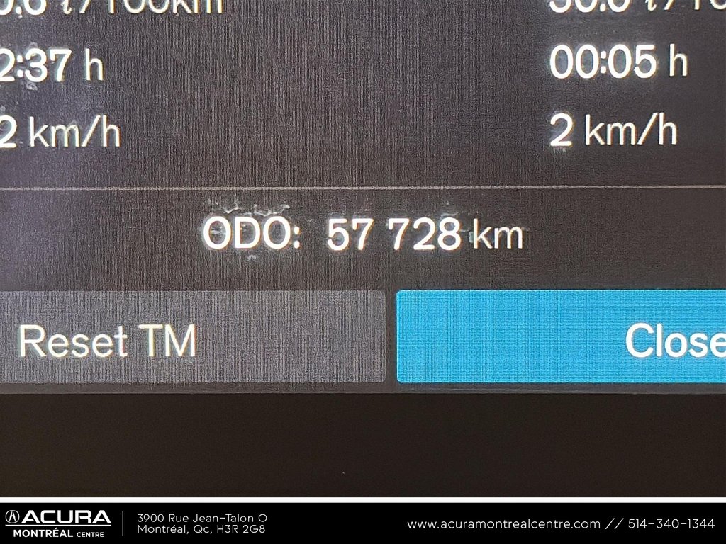 2023 Volvo XC40 Plus Dark Theme in Montreal, Quebec - 11 - w1024h768px