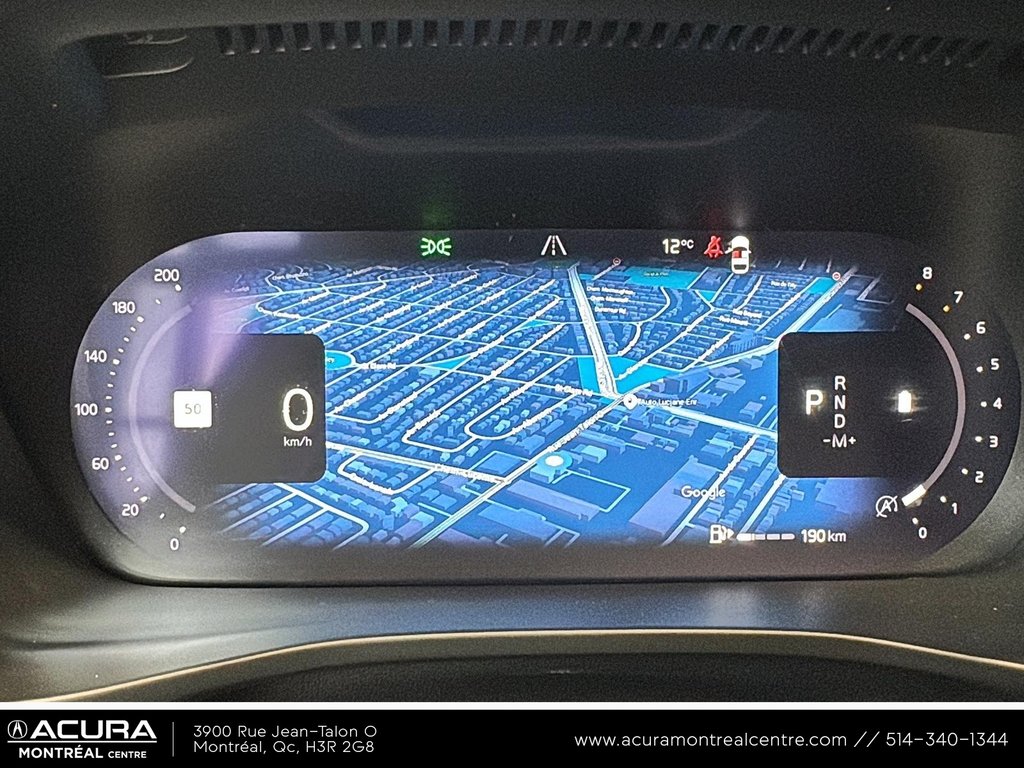 2023 Volvo XC40 Plus Dark Theme in Montreal, Quebec - 12 - w1024h768px